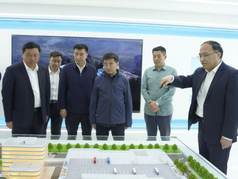 周建國帶隊調研軌道交通、公路等重點交通工程